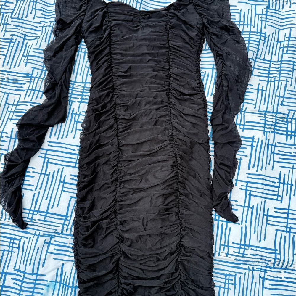 Elegant Black Ruched Dress